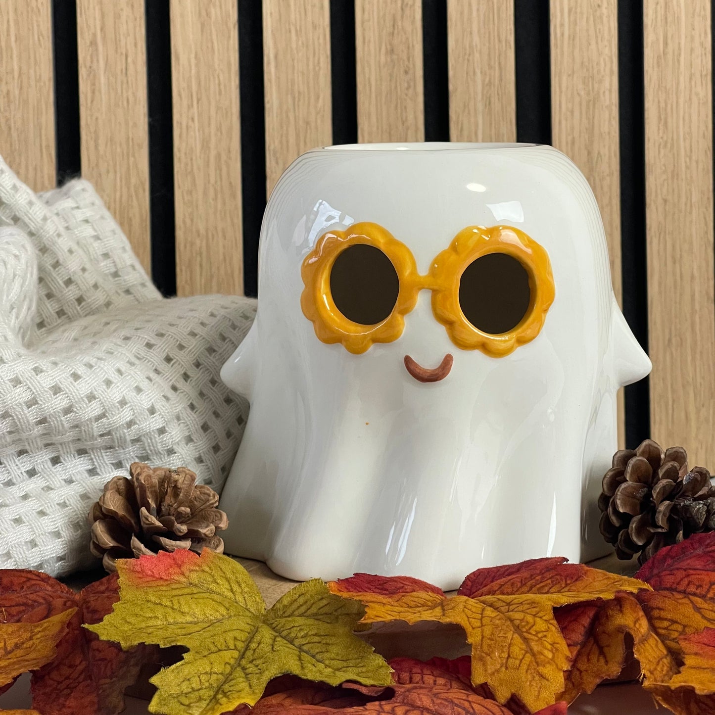 Groovy Ghost Oil Burner